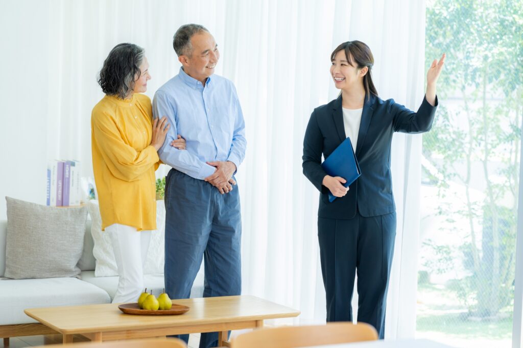 サービス付き高齢者向け住宅の内覧を徹底解説！訪問介護の有無も要チェック